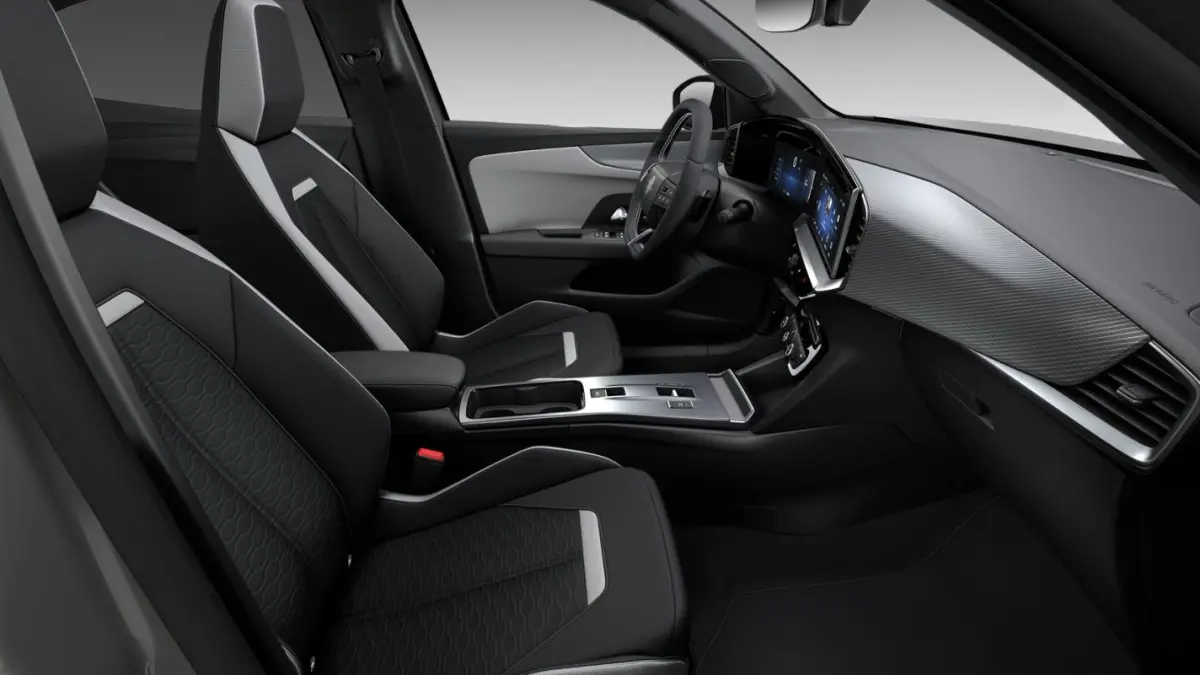 Business Edition | 17" Lichtmetalen velgen | Achteruitrijcamera | Adaptive Cruise control