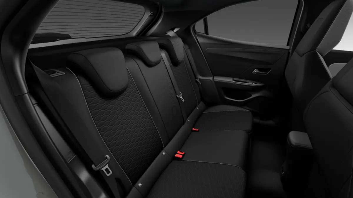 Business Edition | 17" Lichtmetalen velgen | Achteruitrijcamera | Adaptive Cruise control