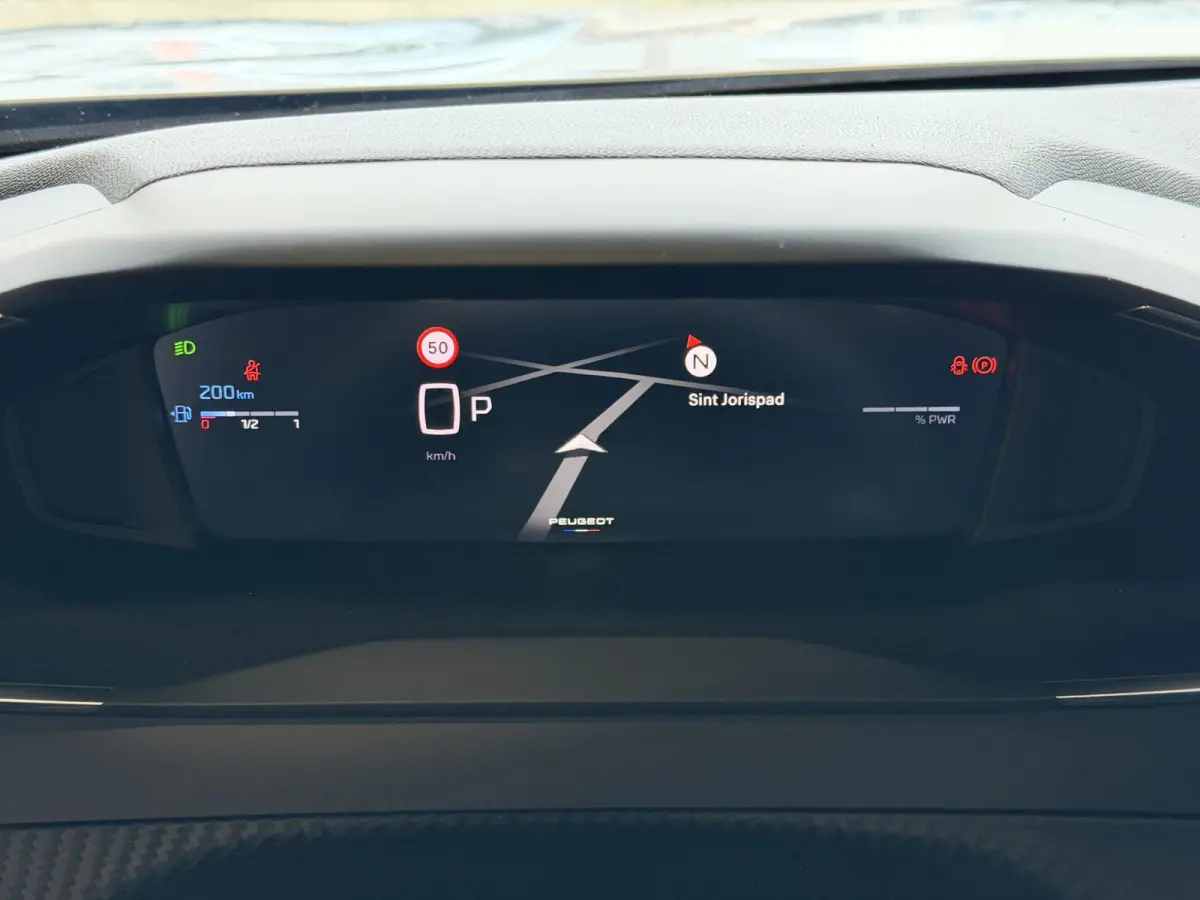 1.2 HYBRID 145e ALLURE CARPLAY I-COCKPIT PEUGEOT NAVI 360.CAMERA ADAP.CRUISE ✅Top Auto's Wijchen , 30 Jaar Specialist in Peugeot : Alle Type's : Style / GT / GT-Line / Allure / Business / 