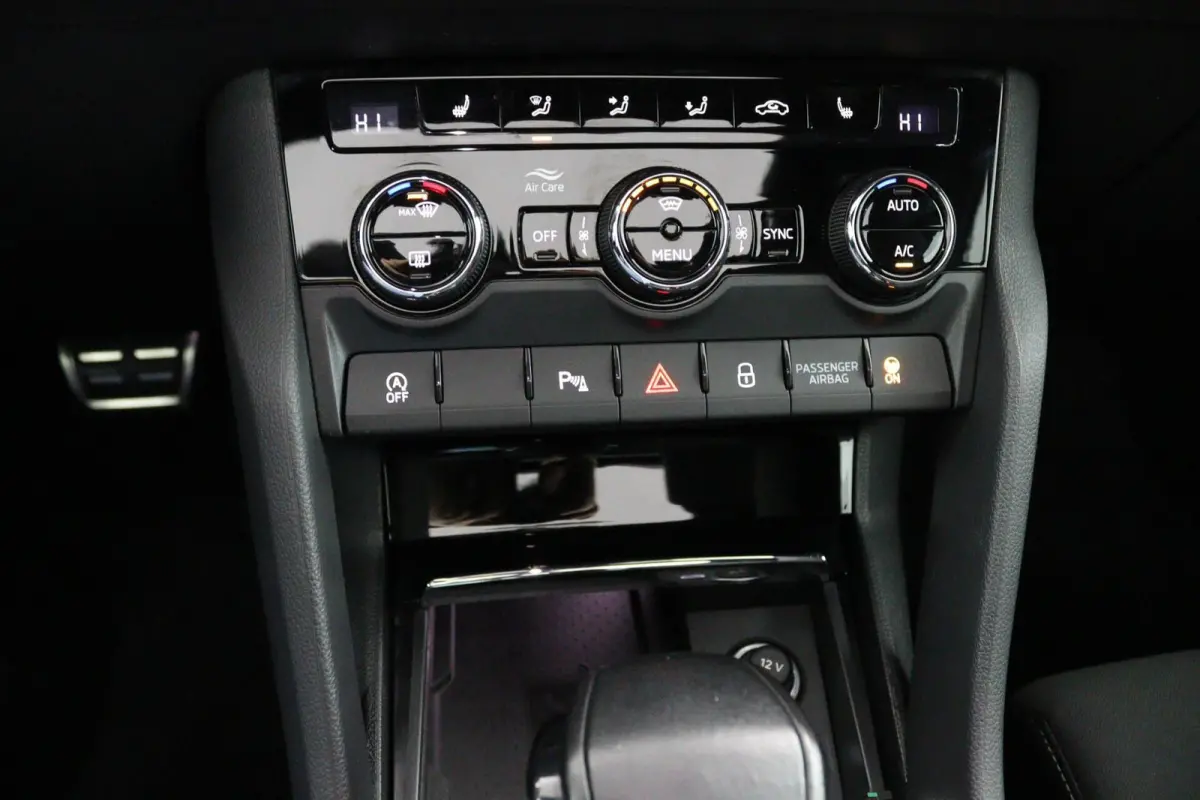 1.5 TSI ACT Sportline Business | Panorama dak |