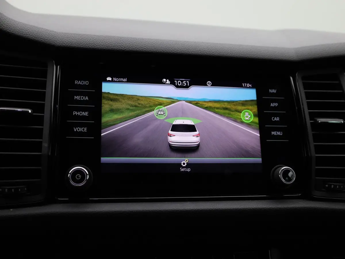 1.5 TSI Sportline Business | STOEL-STUURWIELVERWARMING | CAMERA | NAVIGATIE | SPORTSTOELEN