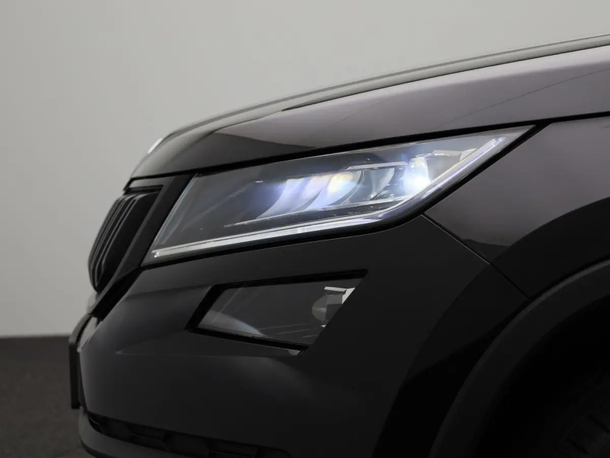 1.5 TSI Sportline Business | STOEL-STUURWIELVERWARMING | CAMERA | NAVIGATIE | SPORTSTOELEN