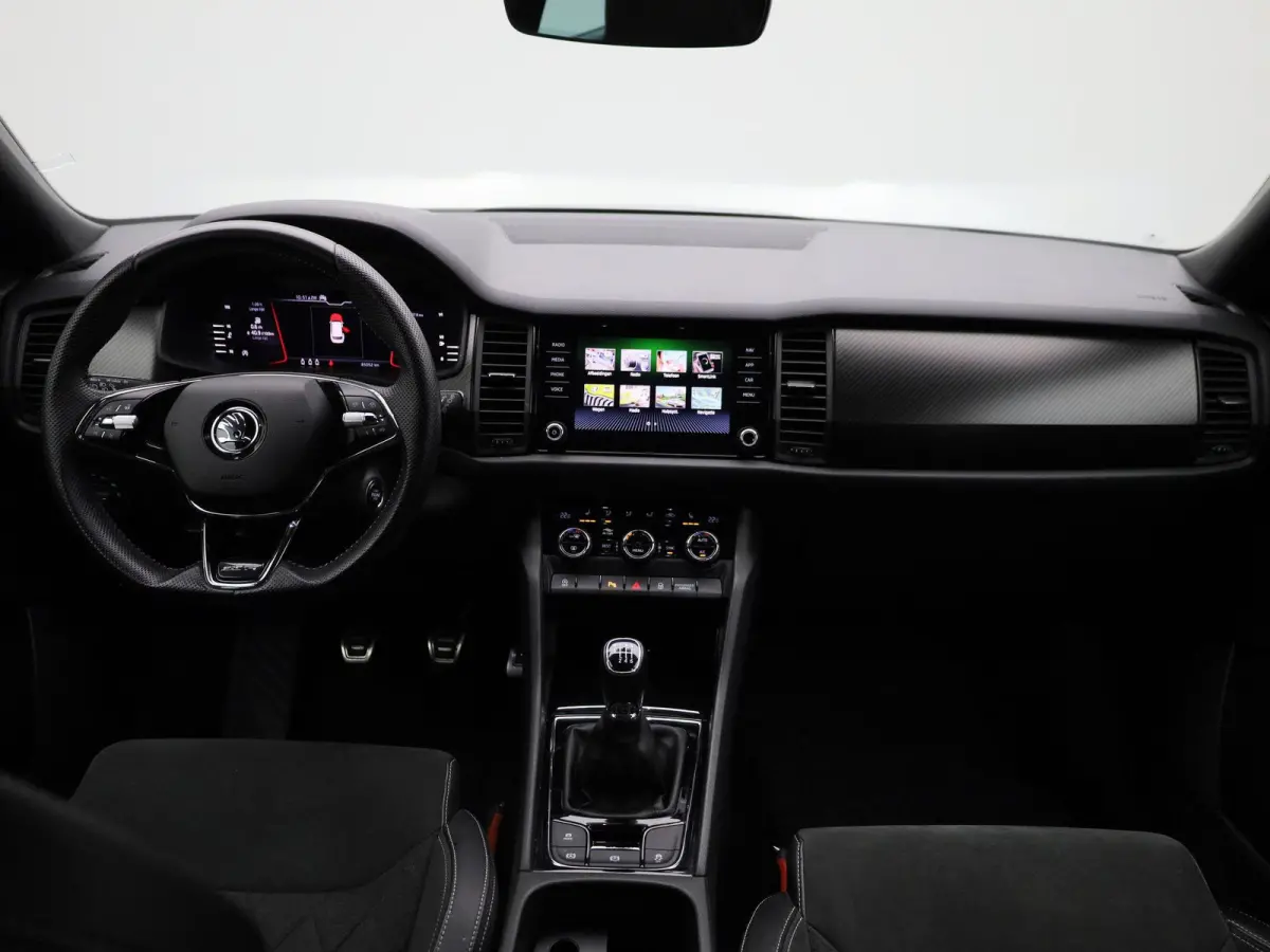 1.5 TSI Sportline Business | STOEL-STUURWIELVERWARMING | CAMERA | NAVIGATIE | SPORTSTOELEN