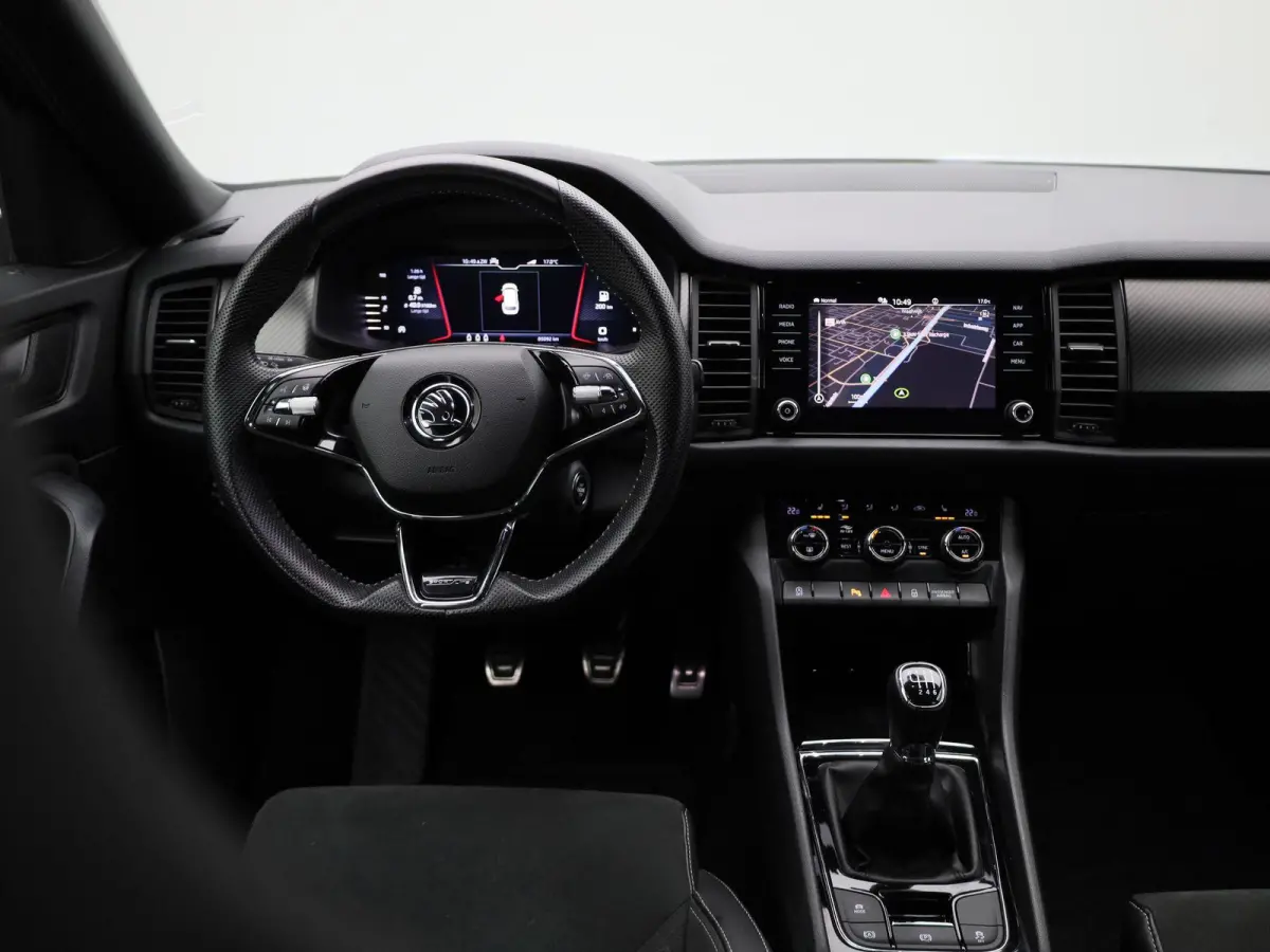 1.5 TSI Sportline Business | STOEL-STUURWIELVERWARMING | CAMERA | NAVIGATIE | SPORTSTOELEN