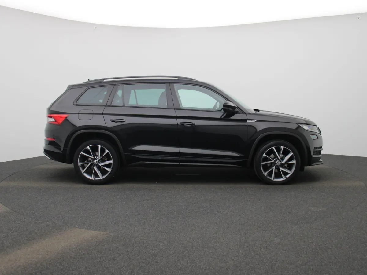 1.5 TSI Sportline Business | STOEL-STUURWIELVERWARMING | CAMERA | NAVIGATIE | SPORTSTOELEN