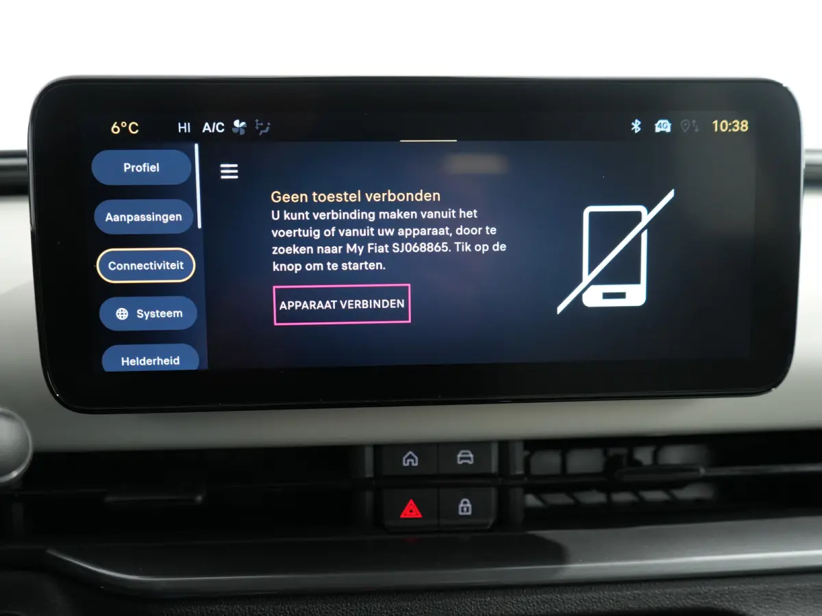 La Prima | 10,25" touchscreen radio met Bluetooth, DAB & USB | 18" lichtmetalen velgen Diamont Cut | Adaptieve cruise control met Intelligent Speed Assist