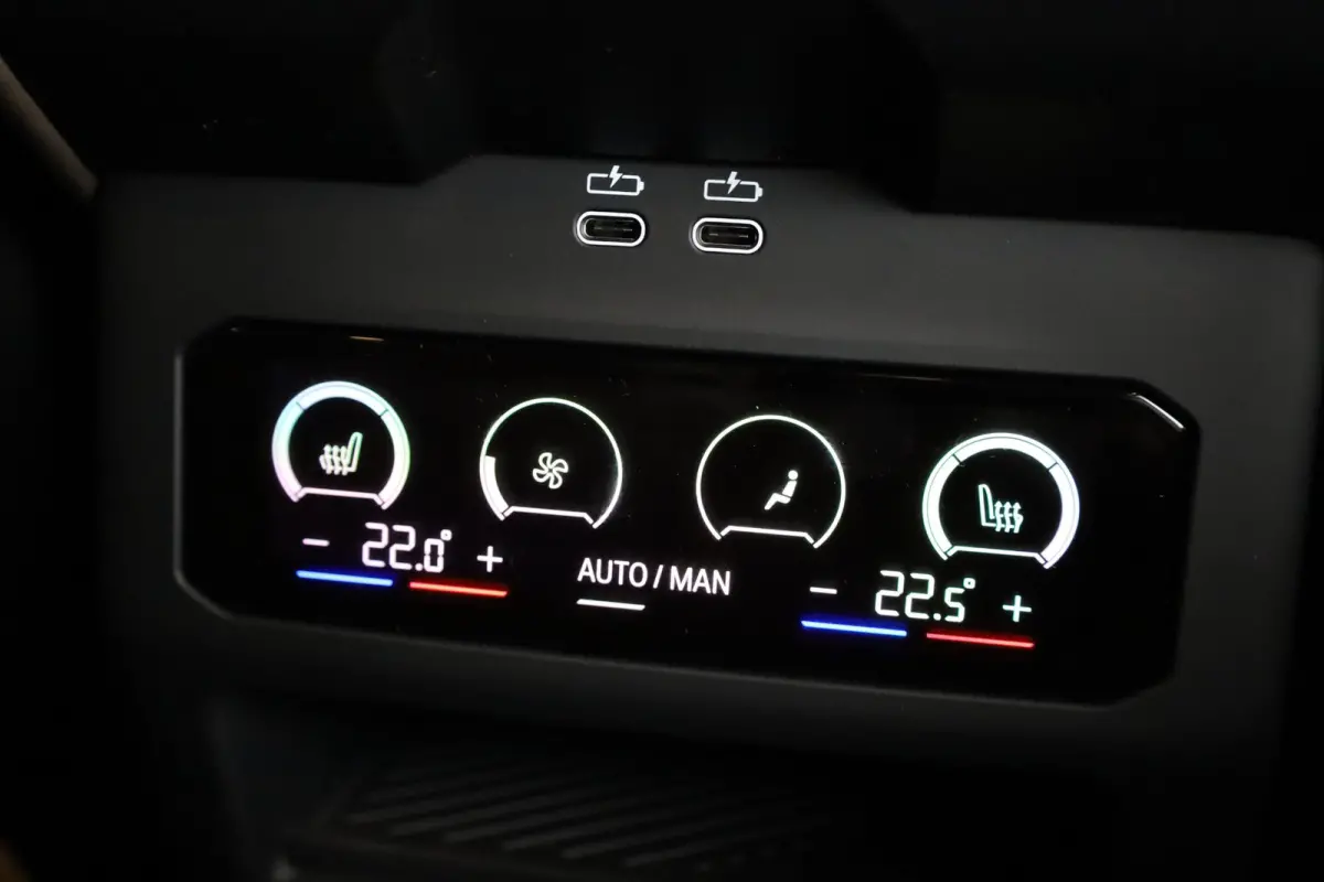520i M Sportpakket Pro | Comfort Pack | Travel Pack | Innovation Pack | Trekhaak | Bowers & Wilkins | Panoramadak | Showroom Selection