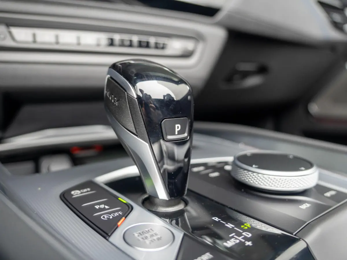 sDrive30i Business Edition Plus | Active Cruise Control | High Executive