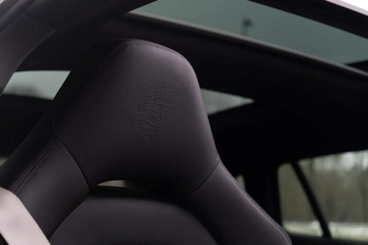 2.9 4S E-Hybrid 560PK|Org NL|1e Eig|Krijt|Sport Design|Panoramadak|Bose|Soft Close|Ambiente|Dealer Onderhouden