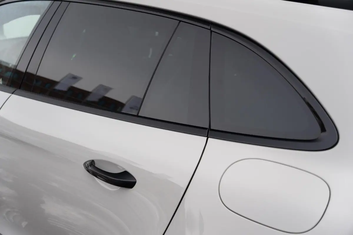 2.9 4S E-Hybrid 560PK|Org NL|1e Eig|Krijt|Sport Design|Panoramadak|Bose|Soft Close|Ambiente|Dealer Onderhouden