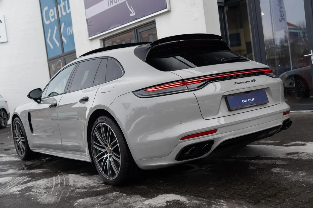 2.9 4S E-Hybrid 560PK|Org NL|1e Eig|Krijt|Sport Design|Panoramadak|Bose|Soft Close|Ambiente|Dealer Onderhouden