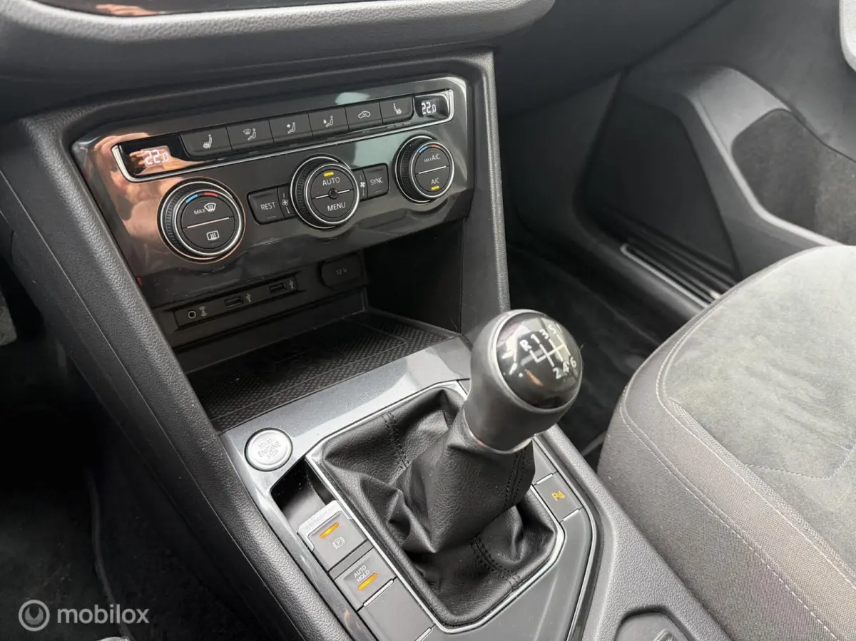 1.4 TSI R-line LED PANO DIGIDASH CARPLAY