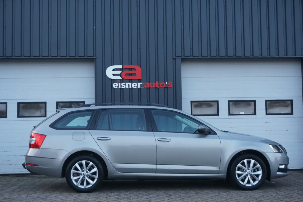 1.0 TSI Greentech Ambition Business | TREKHAAK | ECC | CARPLAY | NAVI |