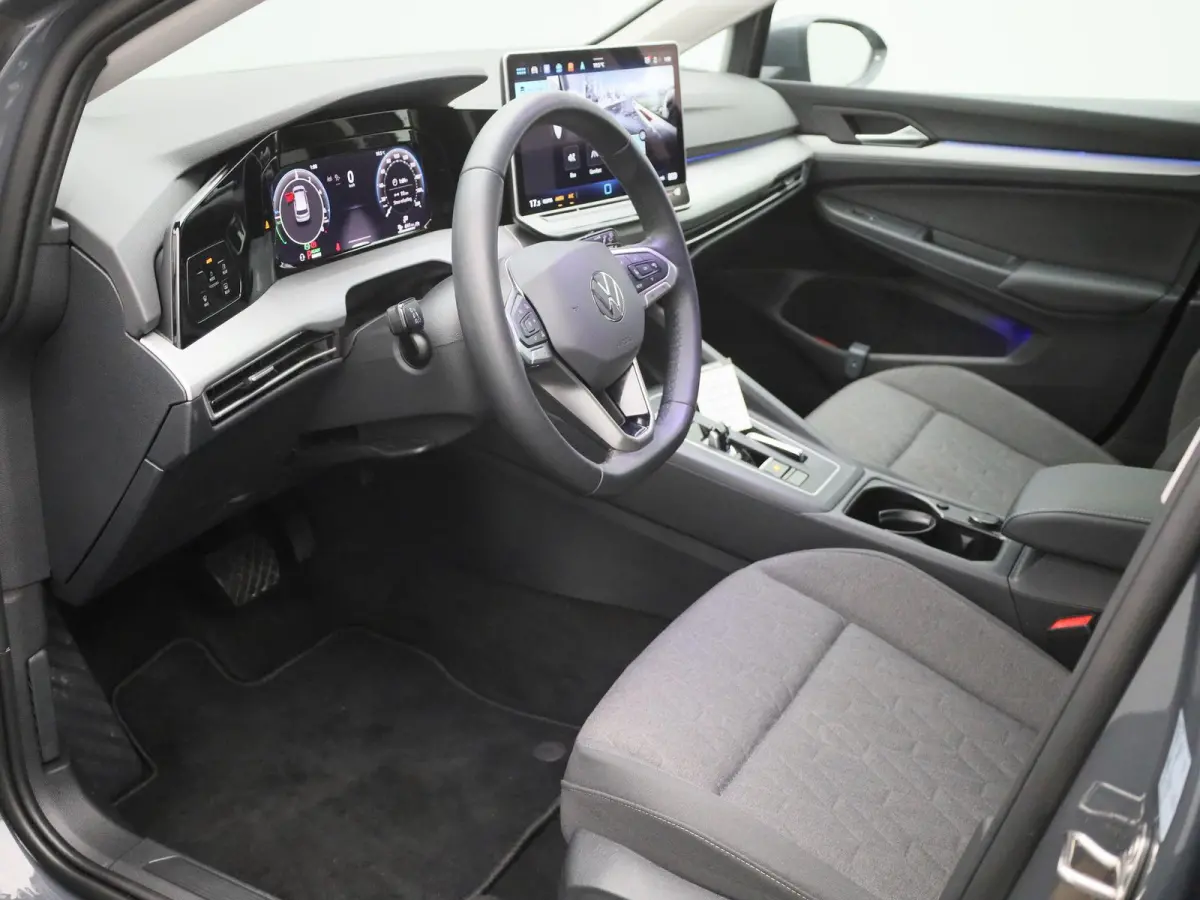 1.5 eHybrid Life Edition SoH 100% | Navigatie | Airco | Parkeersensoren | Camera | Cruise control | 18 Inch Velgen |