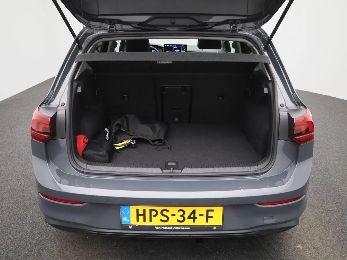 1.5 eHybrid Life Edition SoH 100% | Navigatie | Airco | Parkeersensoren | Camera | Cruise control | 18 Inch Velgen |