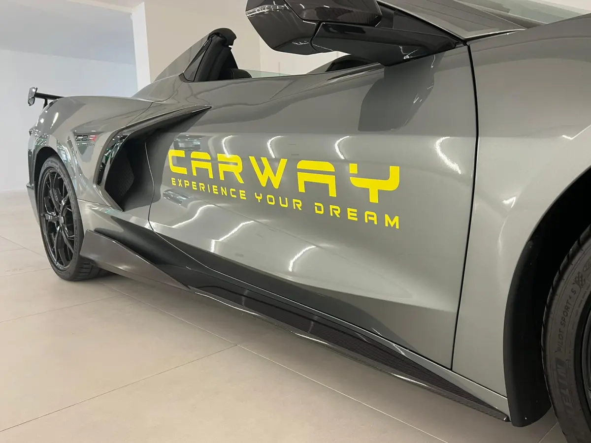 C8.R Carbon Pack