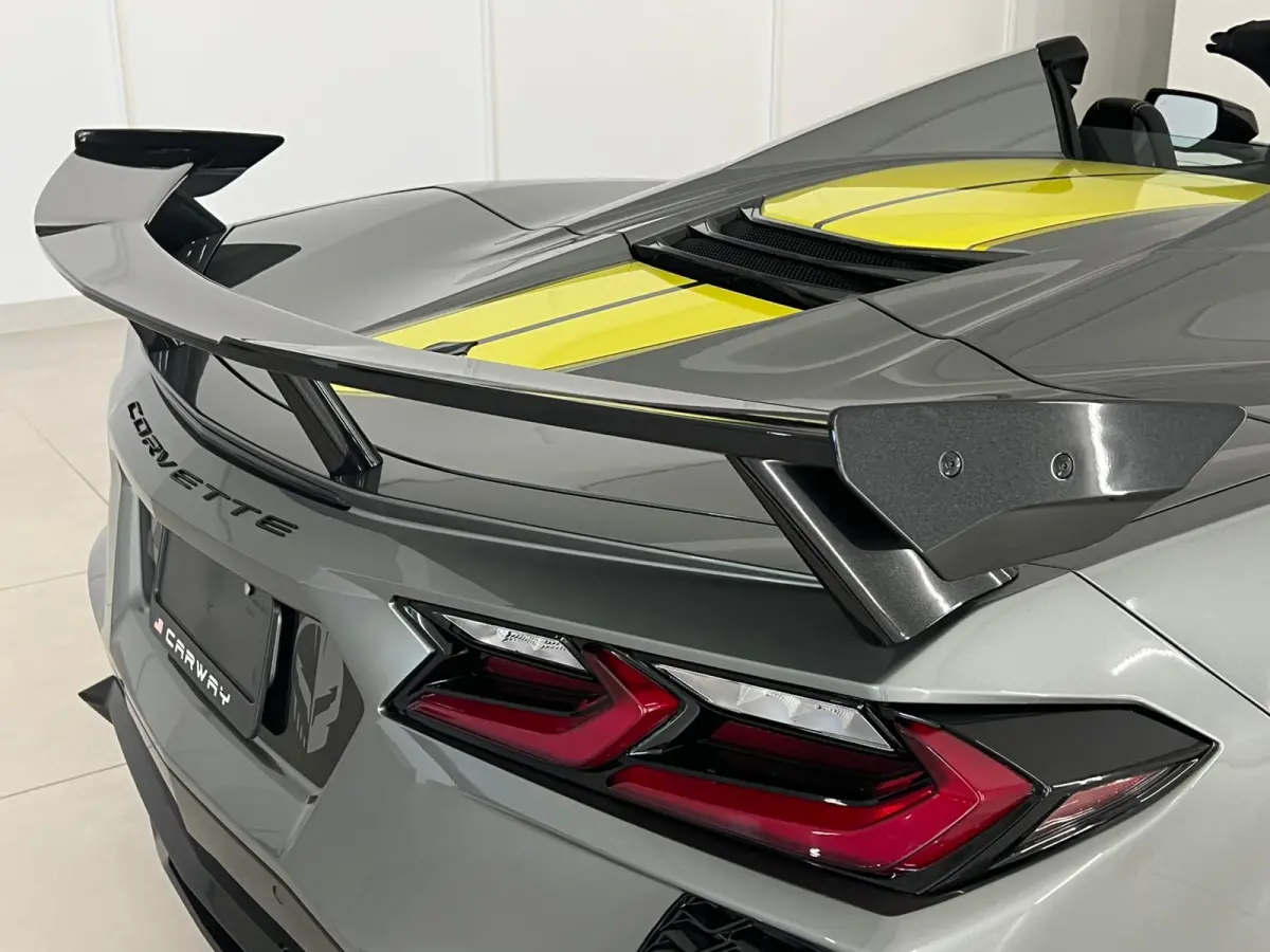 C8.R Carbon Pack