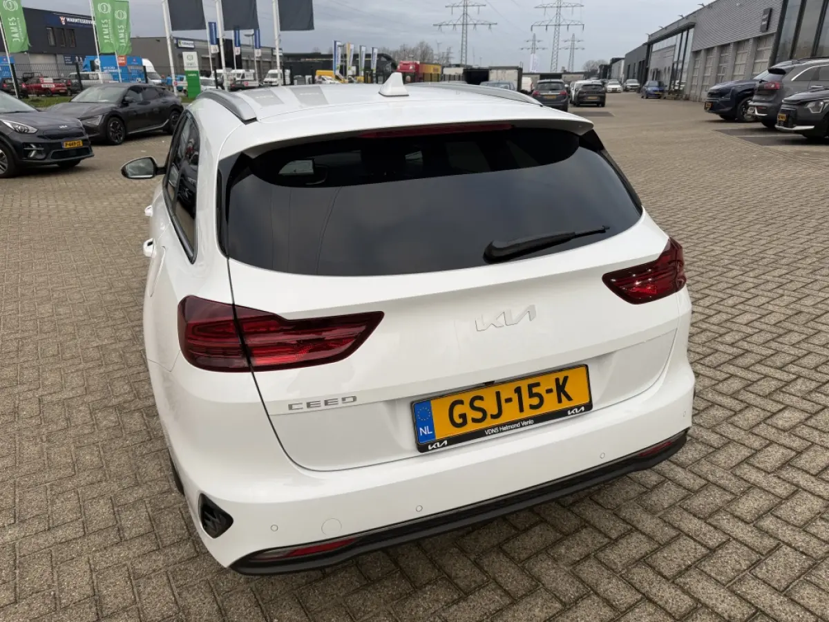 1.0 T-GDi DynamicPlusLine Navi + Camera - ZEER COMPLEET!