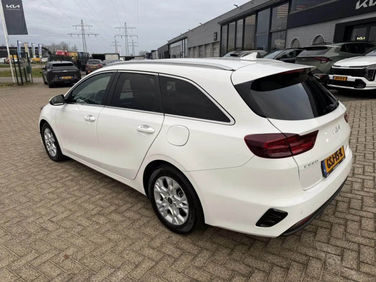 1.0 T-GDi DynamicPlusLine Navi + Camera - ZEER COMPLEET!