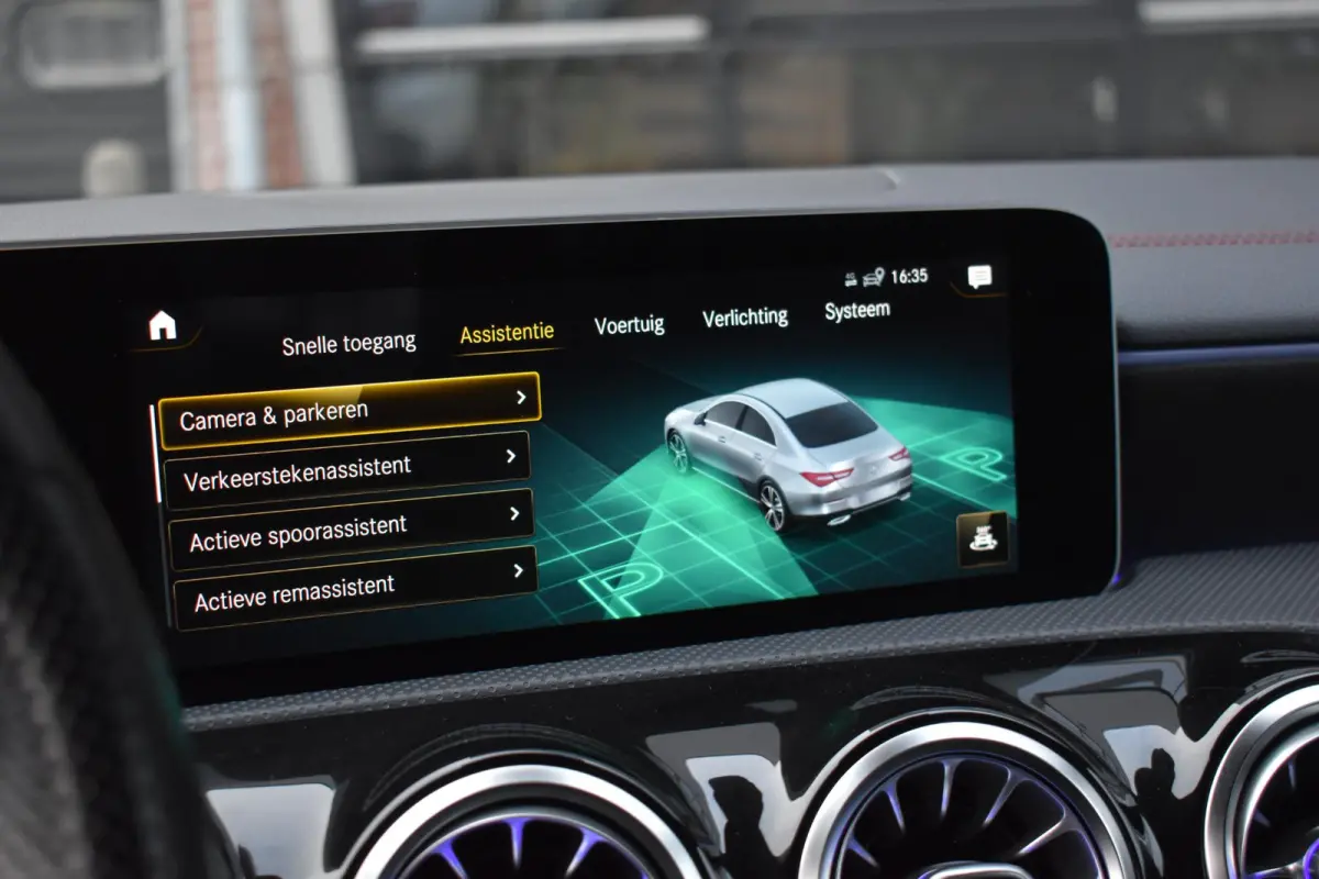 250 AMG Lane ACC Camera CLA 45 Pakket