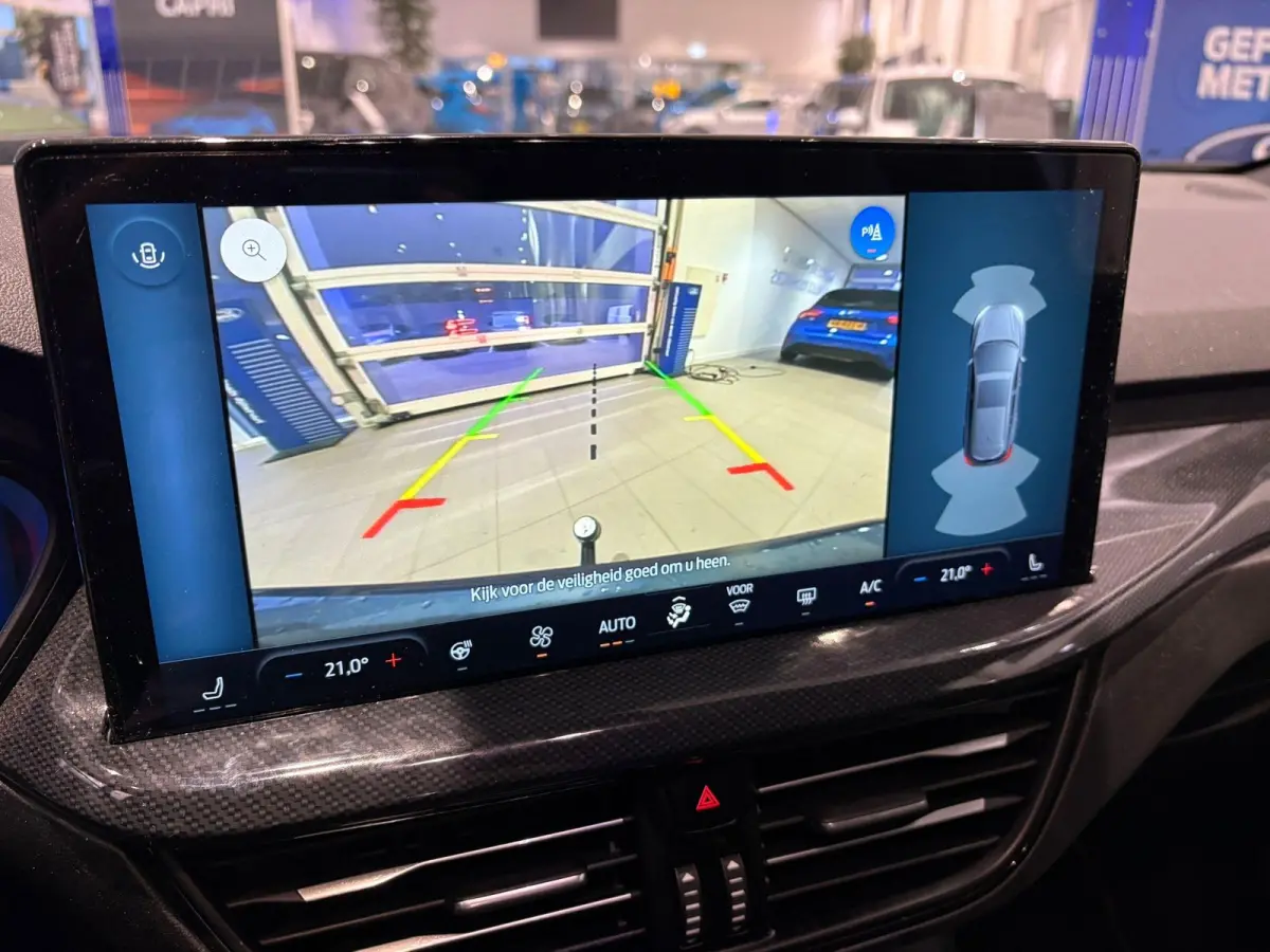 1.0 EcoBoost Hybrid ST Line X | TREKHAAK | ADAPTIVE CRUISE CONTROL | WINTER PAKKET | NAVIGATIE | ACHTERRUITRIJCAMERA | BANG & OLAFSUN |
