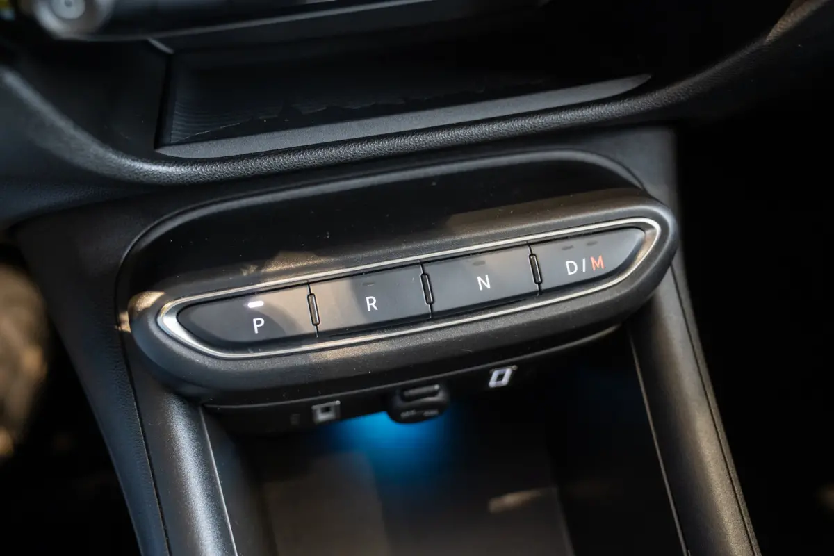 1.2 Hybrid Urban | Apple Carplay & Android Auto | Parkeersensoren | Bluetooth | Cruise Controle | Lichtmetalen velgen |