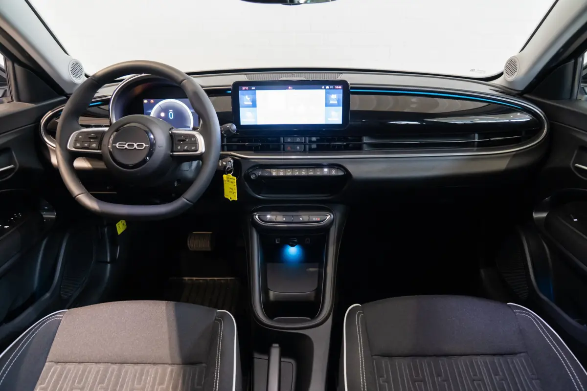 1.2 Hybrid Urban | Apple Carplay & Android Auto | Parkeersensoren | Bluetooth | Cruise Controle | Lichtmetalen velgen |