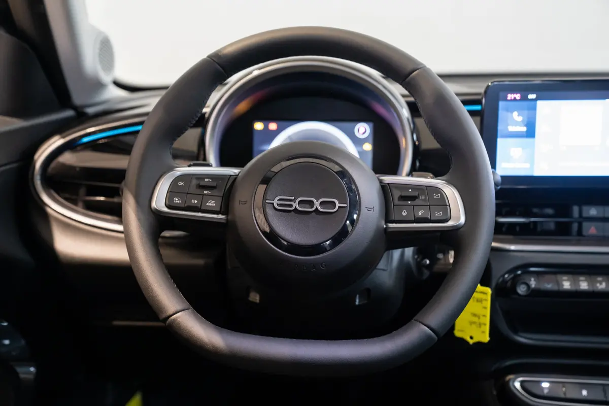 1.2 Hybrid Urban | Apple Carplay & Android Auto | Parkeersensoren | Bluetooth | Cruise Controle | Lichtmetalen velgen |