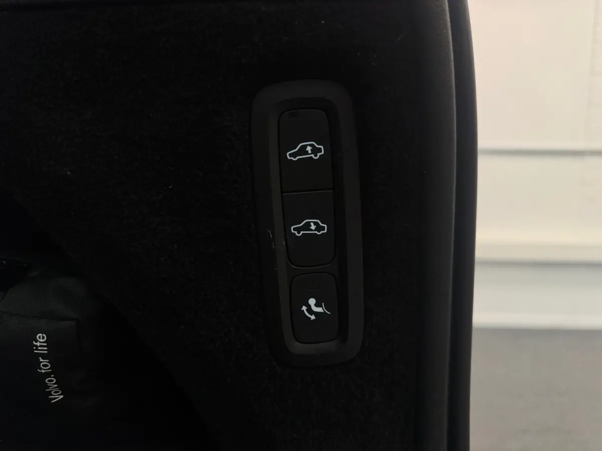 2.0 T8 SOH 89% Inscription Luxury-Line Intellisafe Pro Line Parkeer pakket