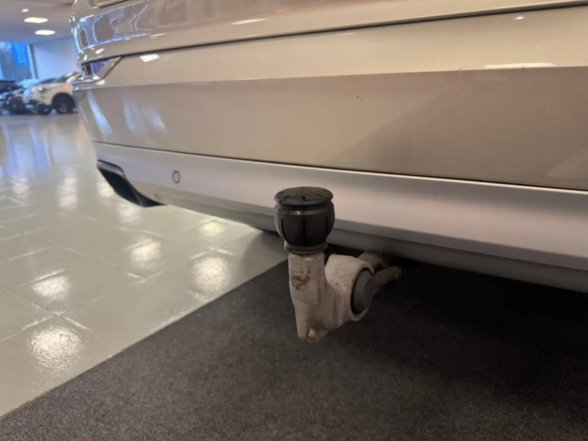 2.0 T8 SOH 89% Inscription Luxury-Line Intellisafe Pro Line Parkeer pakket
