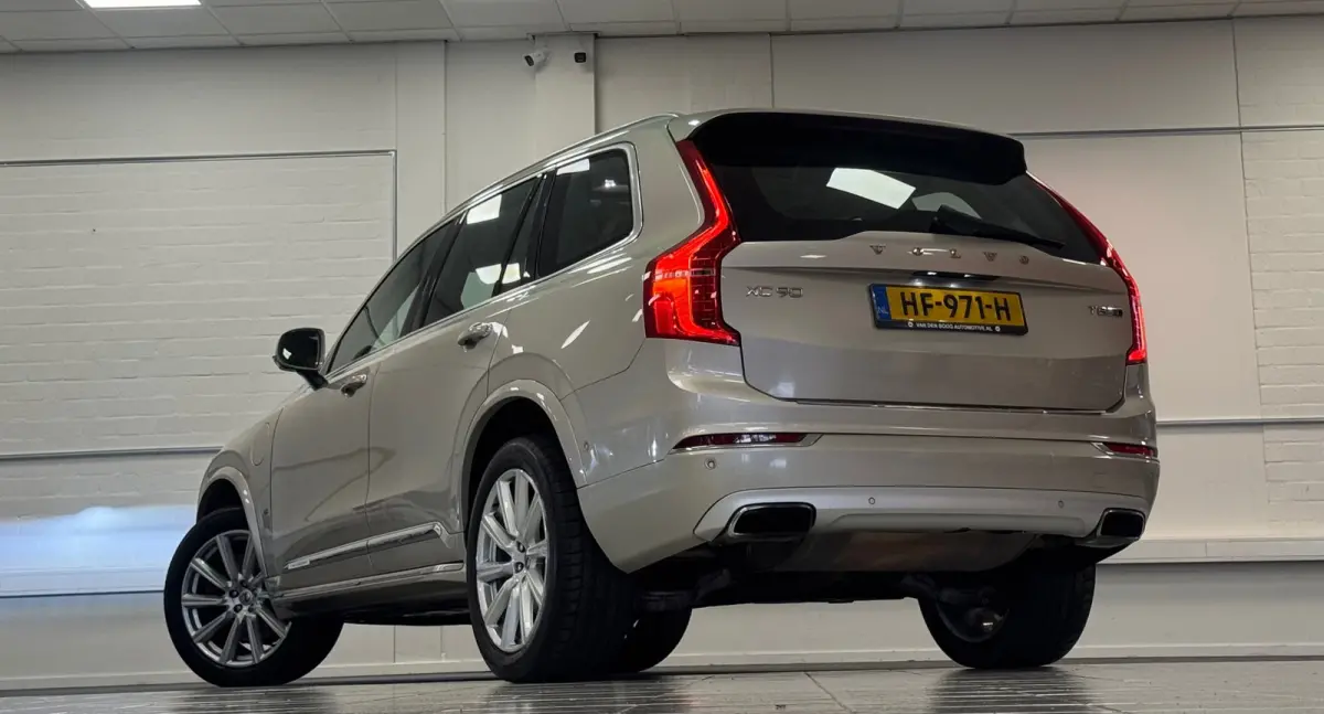 2.0 T8 SOH 89% Inscription Luxury-Line Intellisafe Pro Line Parkeer pakket