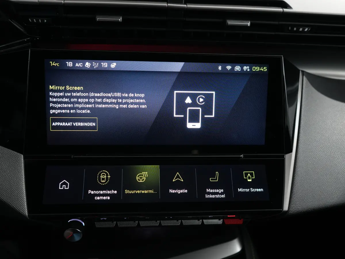1.6 Plug-in Hybrid 180 GT Panoramadak / 360 camera | Achterbank in 3 delen neerklapbaar met skiluik | Achteropkomend verkeer waarschuwing | Achteruitrij assistent