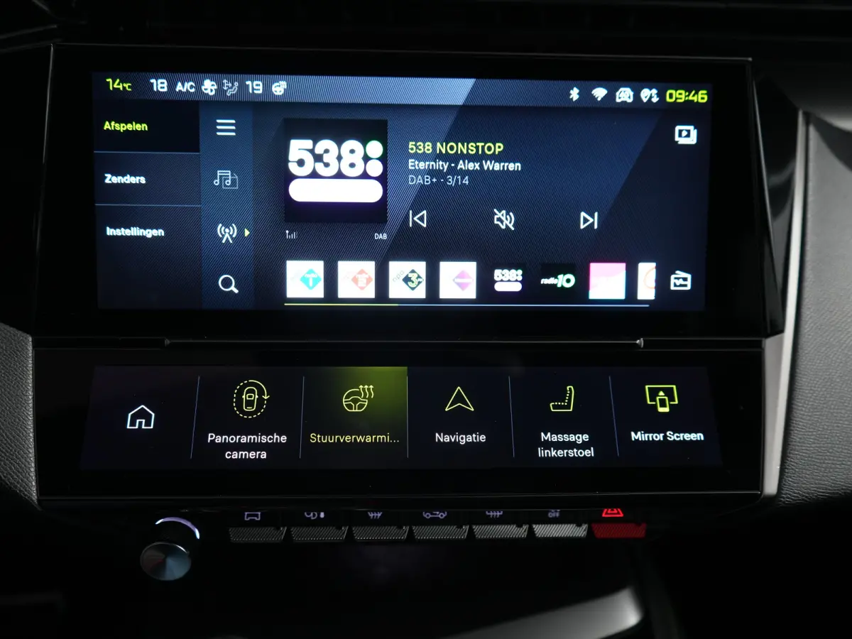 1.6 Plug-in Hybrid 180 GT Panoramadak / 360 camera | Achterbank in 3 delen neerklapbaar met skiluik | Achteropkomend verkeer waarschuwing | Achteruitrij assistent
