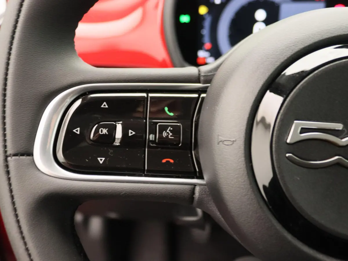 1.0 Hybrid Torino Launch Edition | Carplay | CLimate Control |  Parkeersensoren | 16" Velgen | Direct leverbaar!!