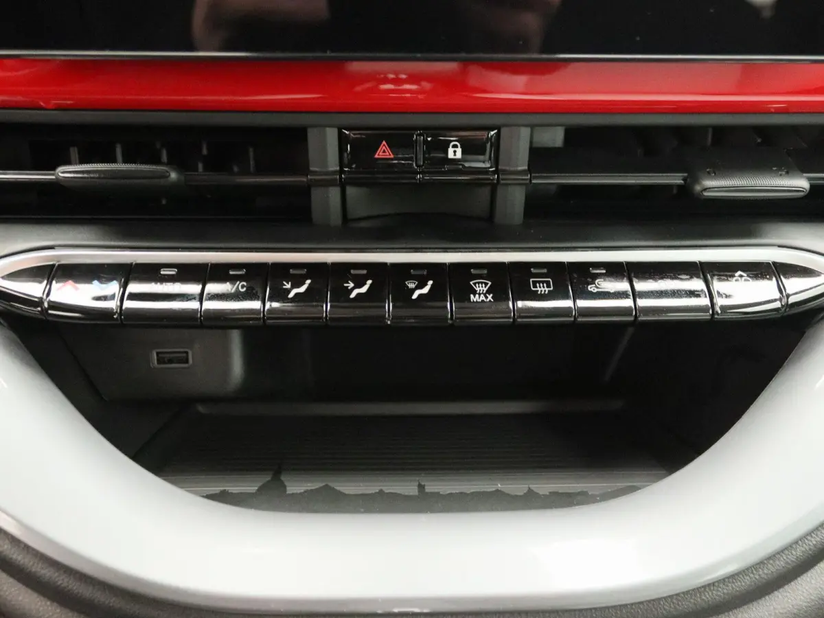 1.0 Hybrid Torino Launch Edition | Carplay | CLimate Control |  Parkeersensoren | 16" Velgen | Direct leverbaar!!