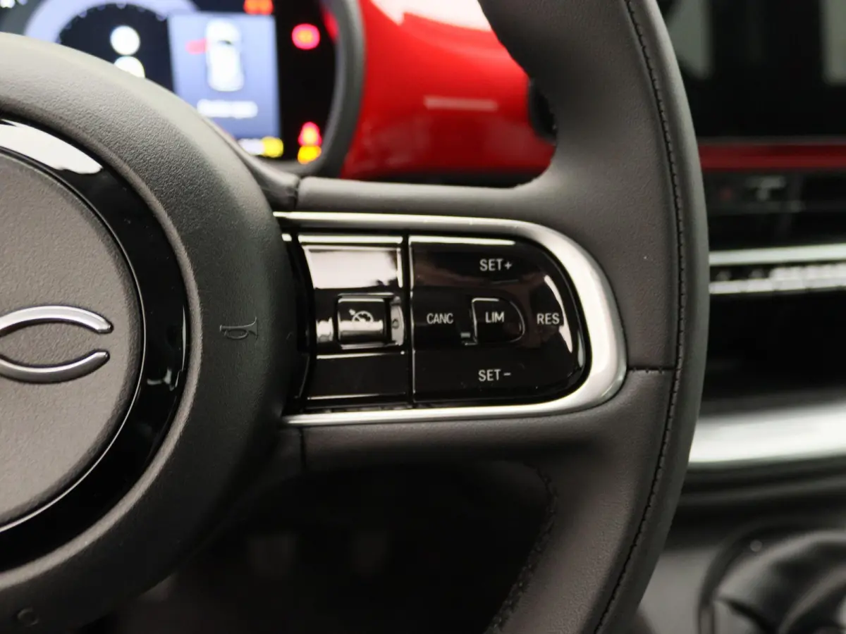 1.0 Hybrid Torino Launch Edition | Carplay | CLimate Control |  Parkeersensoren | 16" Velgen | Direct leverbaar!!