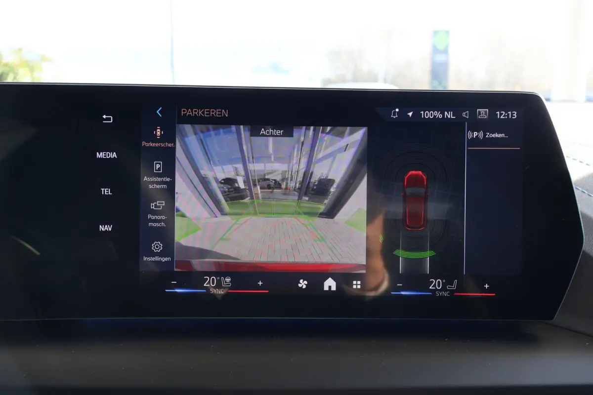 120 | M Sportpakket | Driving Assistant | Voorstoelen Verwarmd | Apple Carplay