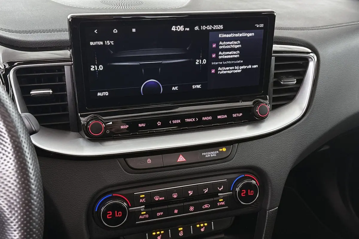 1.5 T-GDi GT-Line Pano Stuur-Stoelverwarming Camera Apple Carplay