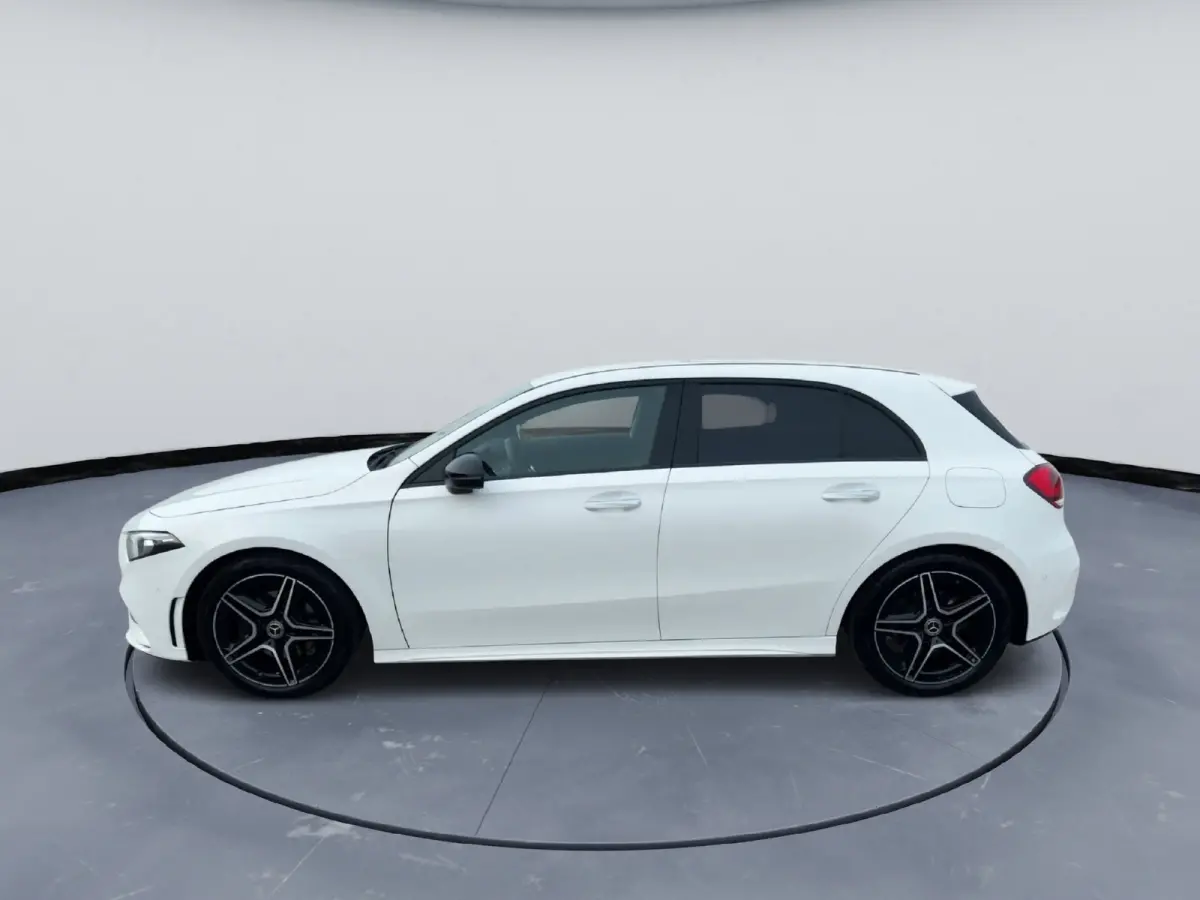 A 200 AMG Line Night Package Automaat