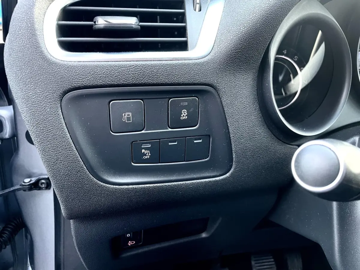 1.2 PureTech Feel Collection AIRCO NAVI CRUISECTRL