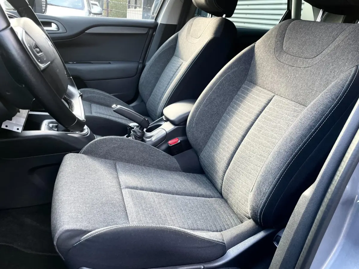1.2 PureTech Feel Collection AIRCO NAVI CRUISECTRL