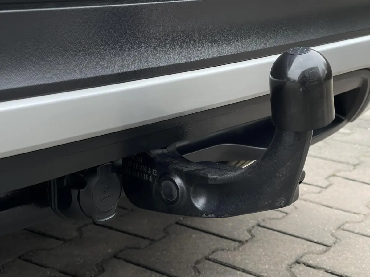 1.0 TSI Style DSG Automaat |TREKHAAK | CRUISE CONTROL ADAPTIEF | STOELVERWARMING | NAVIGATIE