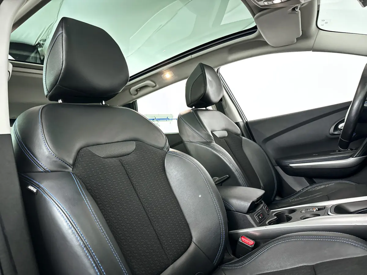 1.2 TCe Bose | Panoramadak | Stoelverwarming | Parkeercamera | Cruise control