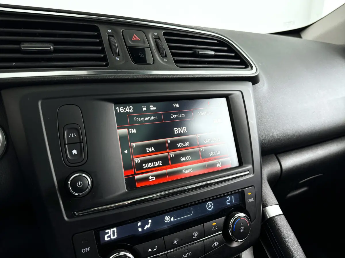 1.2 TCe Bose | Panoramadak | Stoelverwarming | Parkeercamera | Cruise control