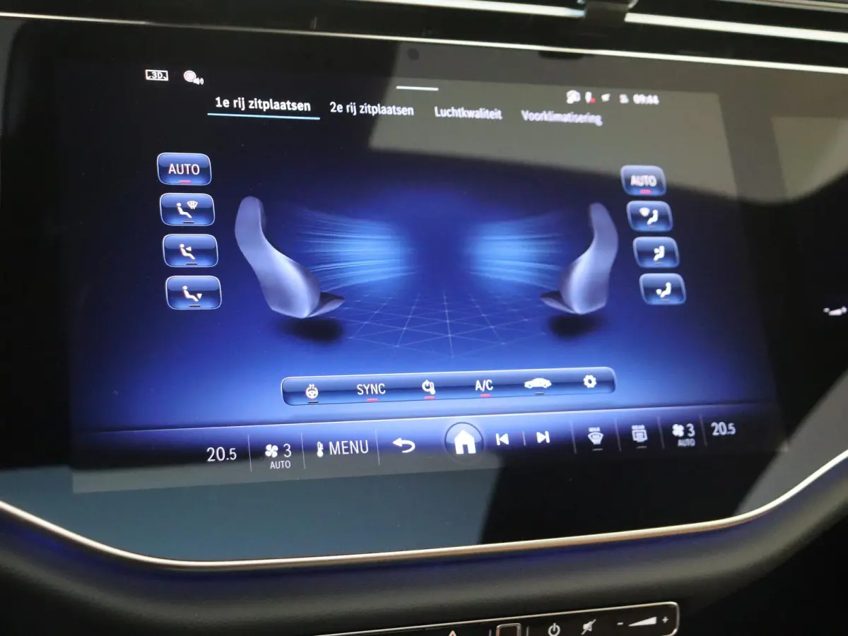 300 e AMG Line / Premium Plus/ Panoramadak/ Burmester 4D/ AIRMATIC/ Achterasbesturing/ Rijassistentiepakket