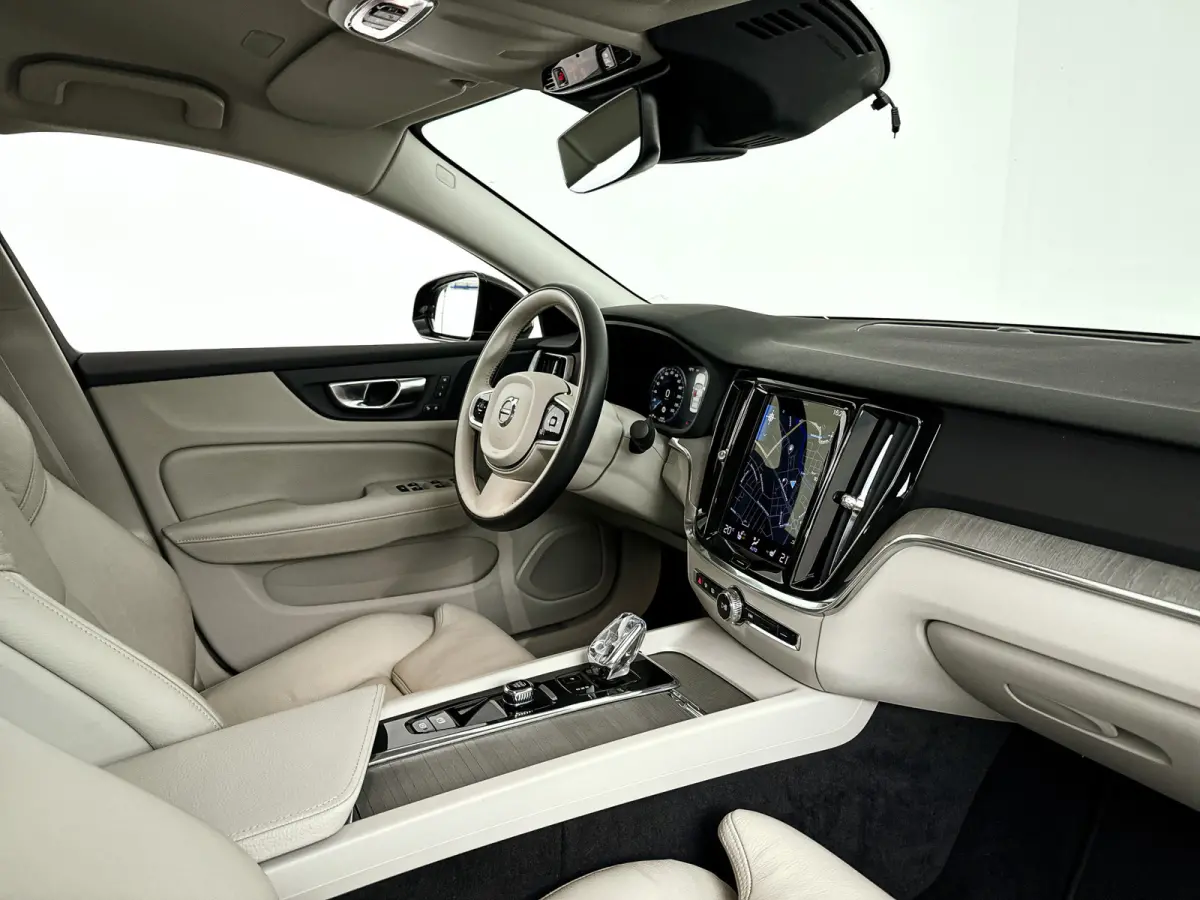 B3 Inscription | Cruise control | Stoel- en Stuurverwarming | Elektrische stoelen