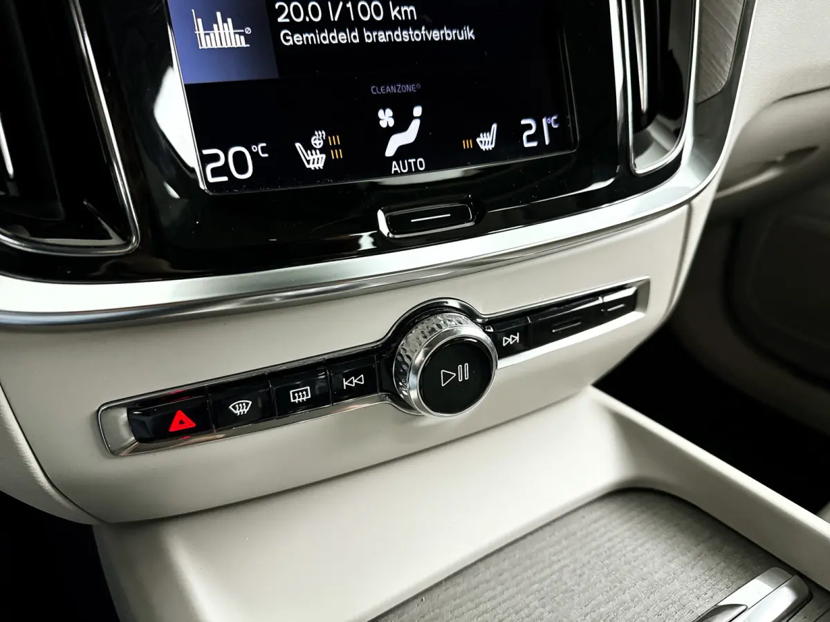 B3 Inscription | Cruise control | Stoel- en Stuurverwarming | Elektrische stoelen