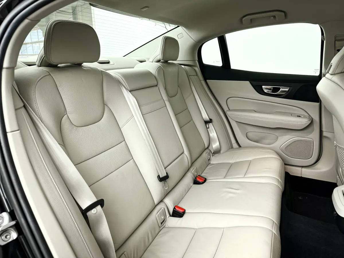 B3 Inscription | Cruise control | Stoel- en Stuurverwarming | Elektrische stoelen