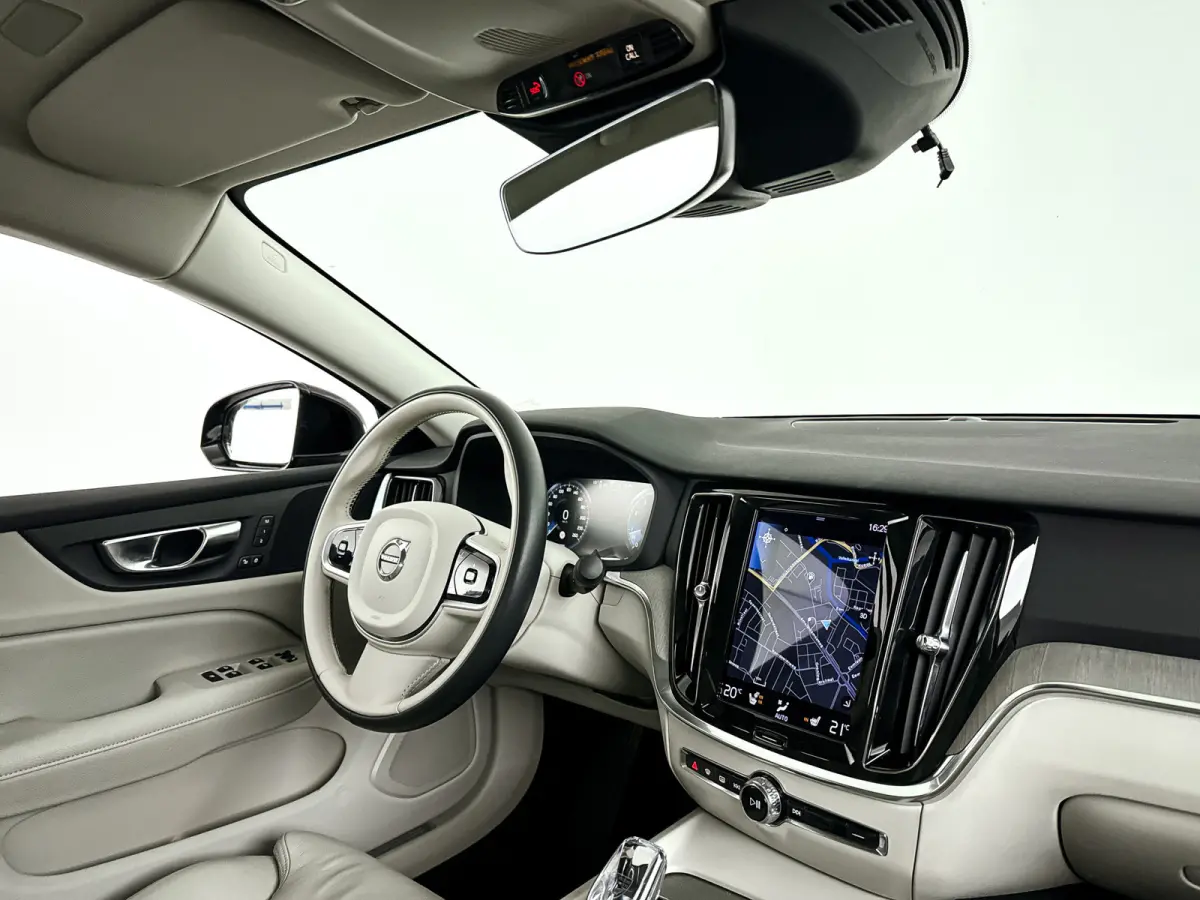 B3 Inscription | Cruise control | Stoel- en Stuurverwarming | Elektrische stoelen