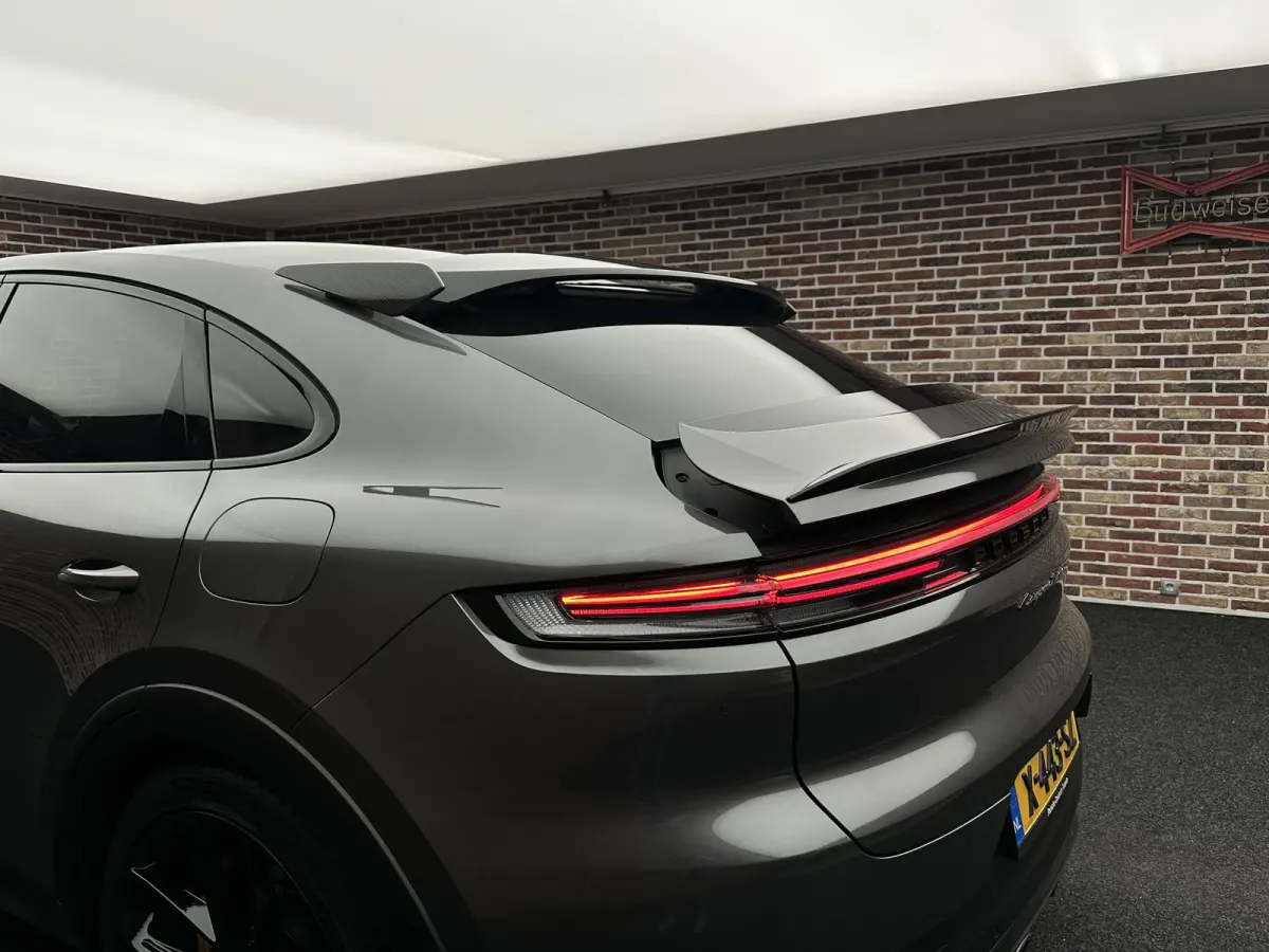 4.0 Turbo E-Hybrid GT Carbon 360 Headup Burmeister